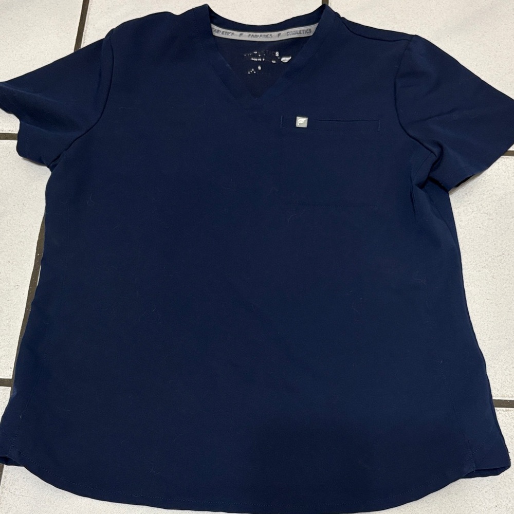 Fabletics scrub top small